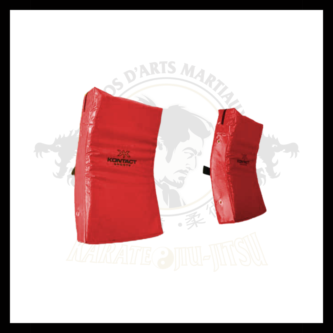 Coussin de frappe courbé rouge – Image 1